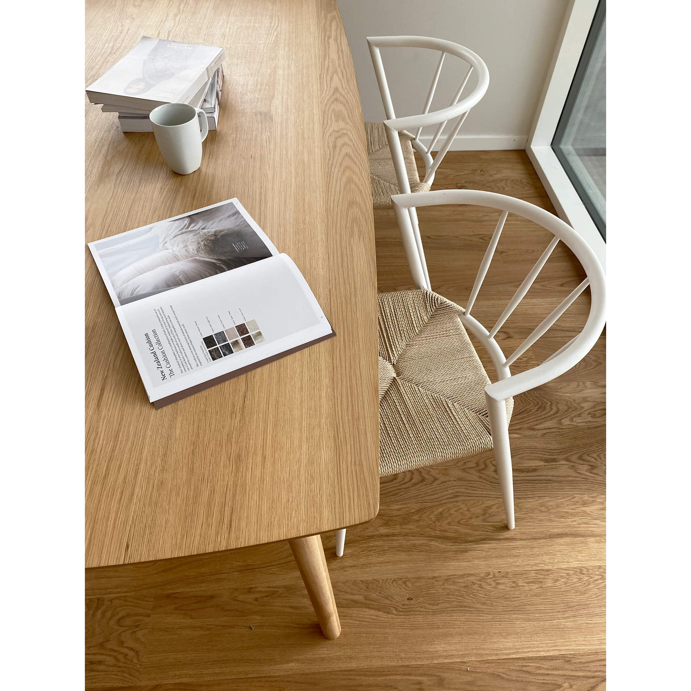 Bella - Chaise de salle à manger blanche avec siège en rotin - Image 3
