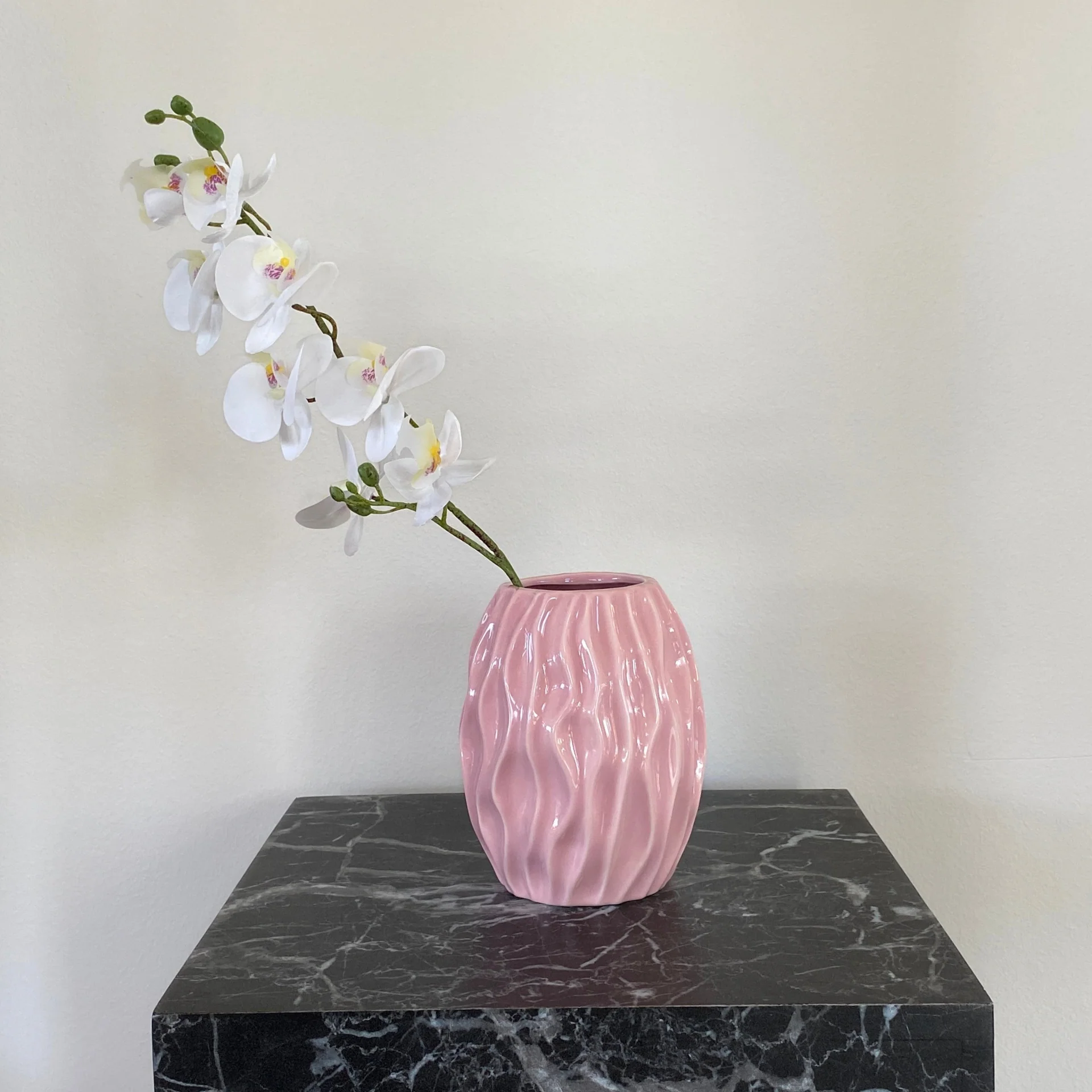 Betty - Vase en céramique rose 15,4 cm - Image 2