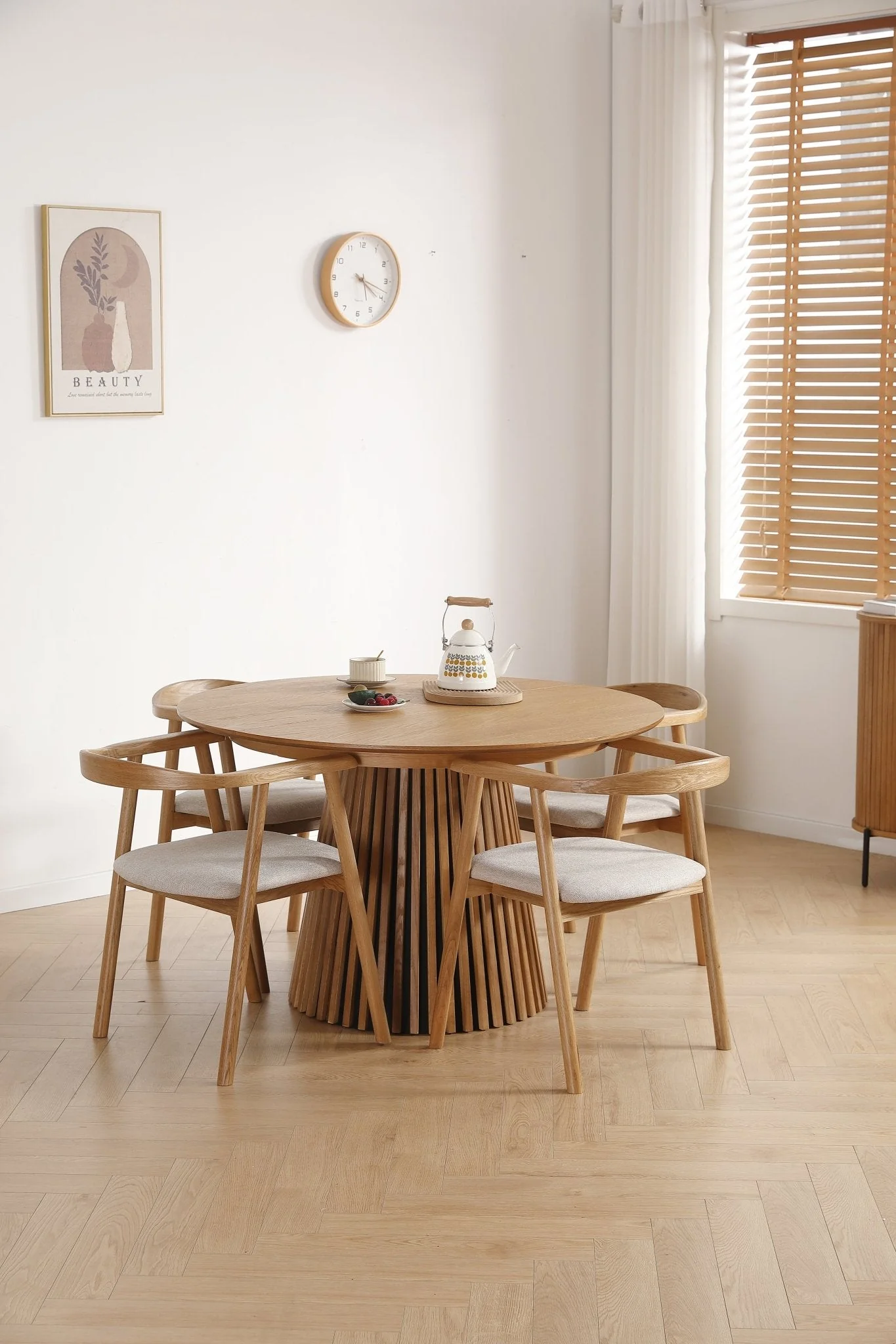 Jocelyn - Chaise de salle à manger en chêne avec assise en tissu beige - Image 7