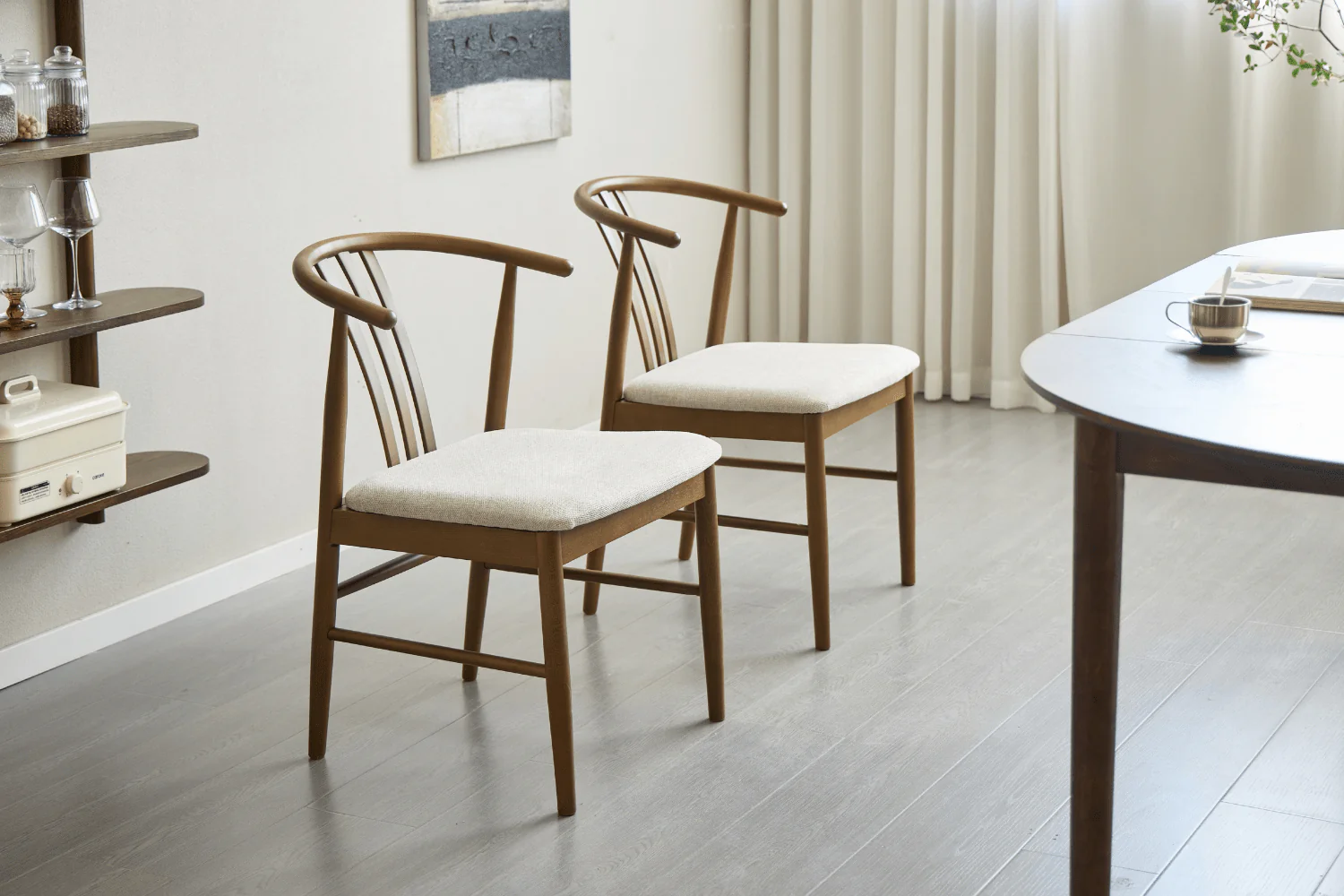 Lizzie Chaise de salle à manger en hêtre fumé avec assise tapissée en beige - Image 7