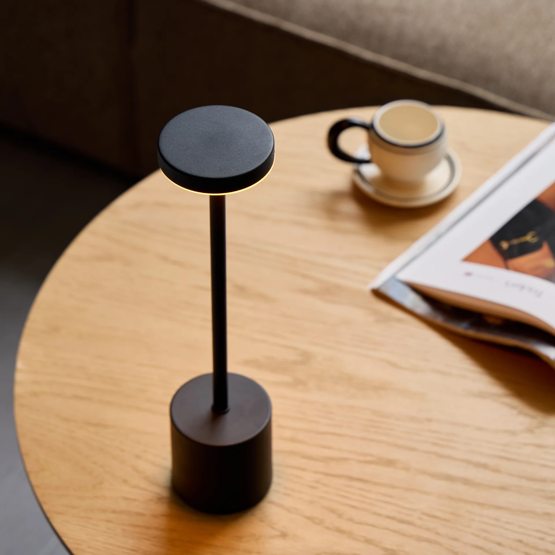 Elvis lampe de table LED noir - Image 8