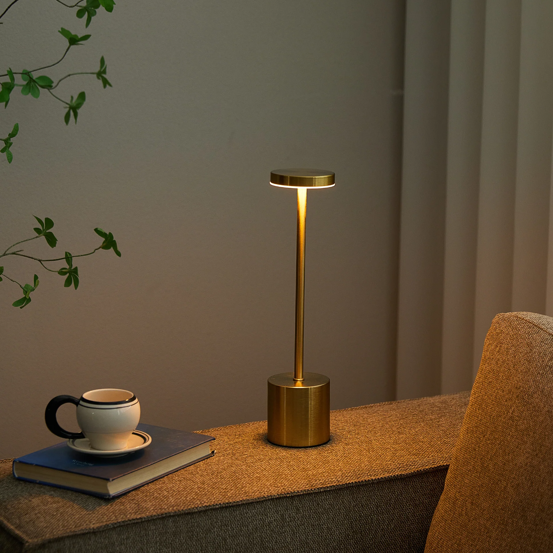 Elvis lampe de table LED or - Image 7