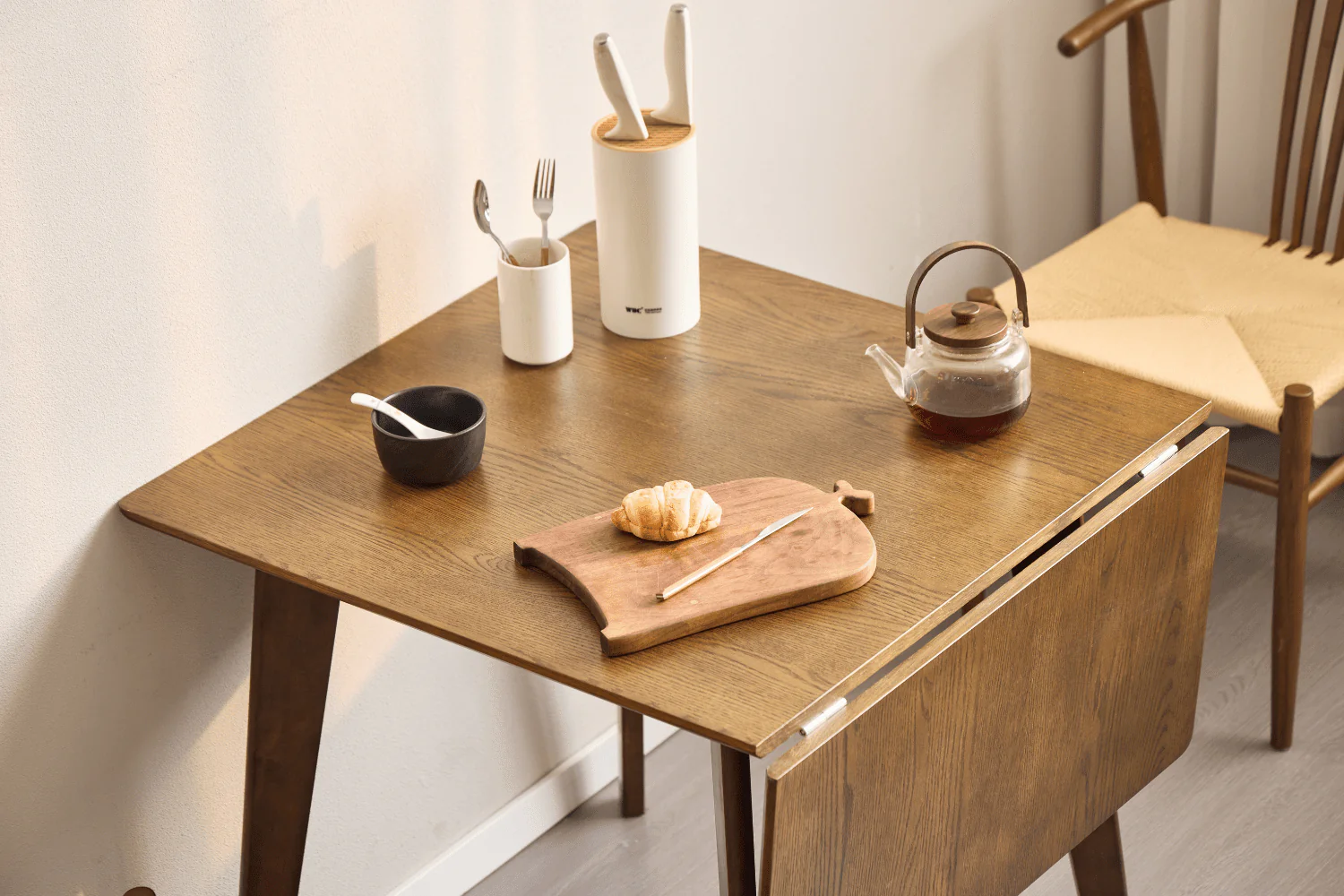 Ezra - Table de salle à manger pliante en chêne fumé avec rallonges en placage chêne laqué - 80/120 x 80 cm - Image 10