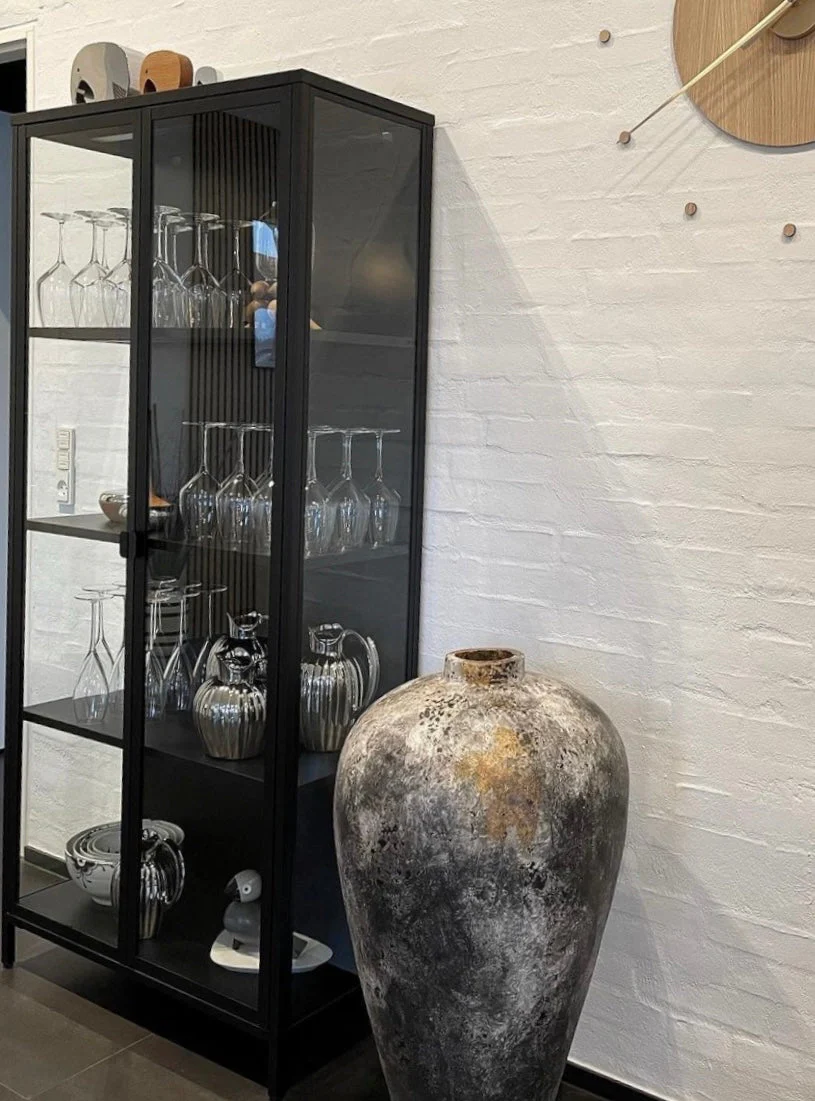 Herman - Vitrine en métal noir/verre 80 x 40 x 180 cm - Image 4
