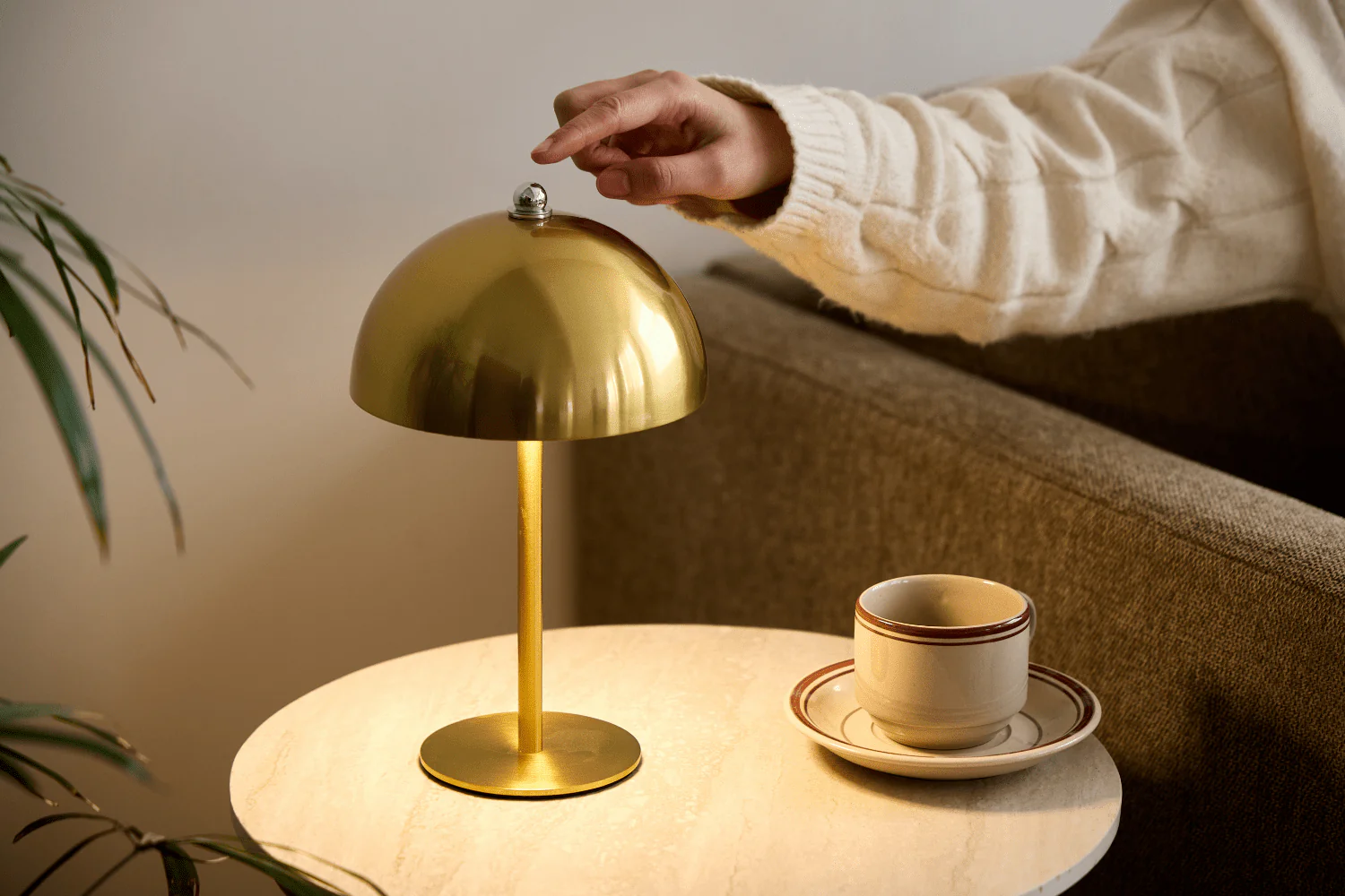 Lampe à poser Bloom Gold - Image 5