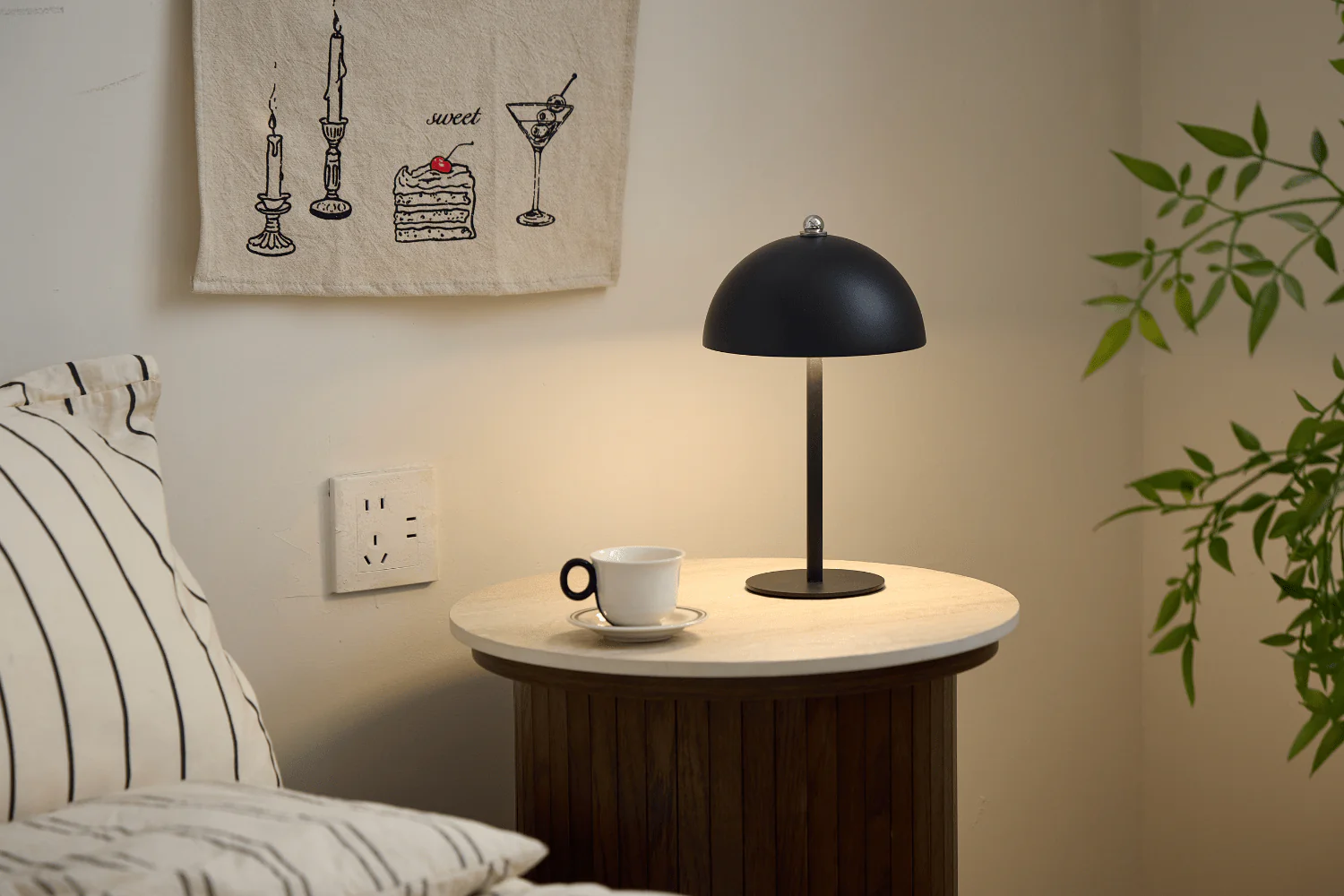Lampe à poser Bloom Noir - Image 2