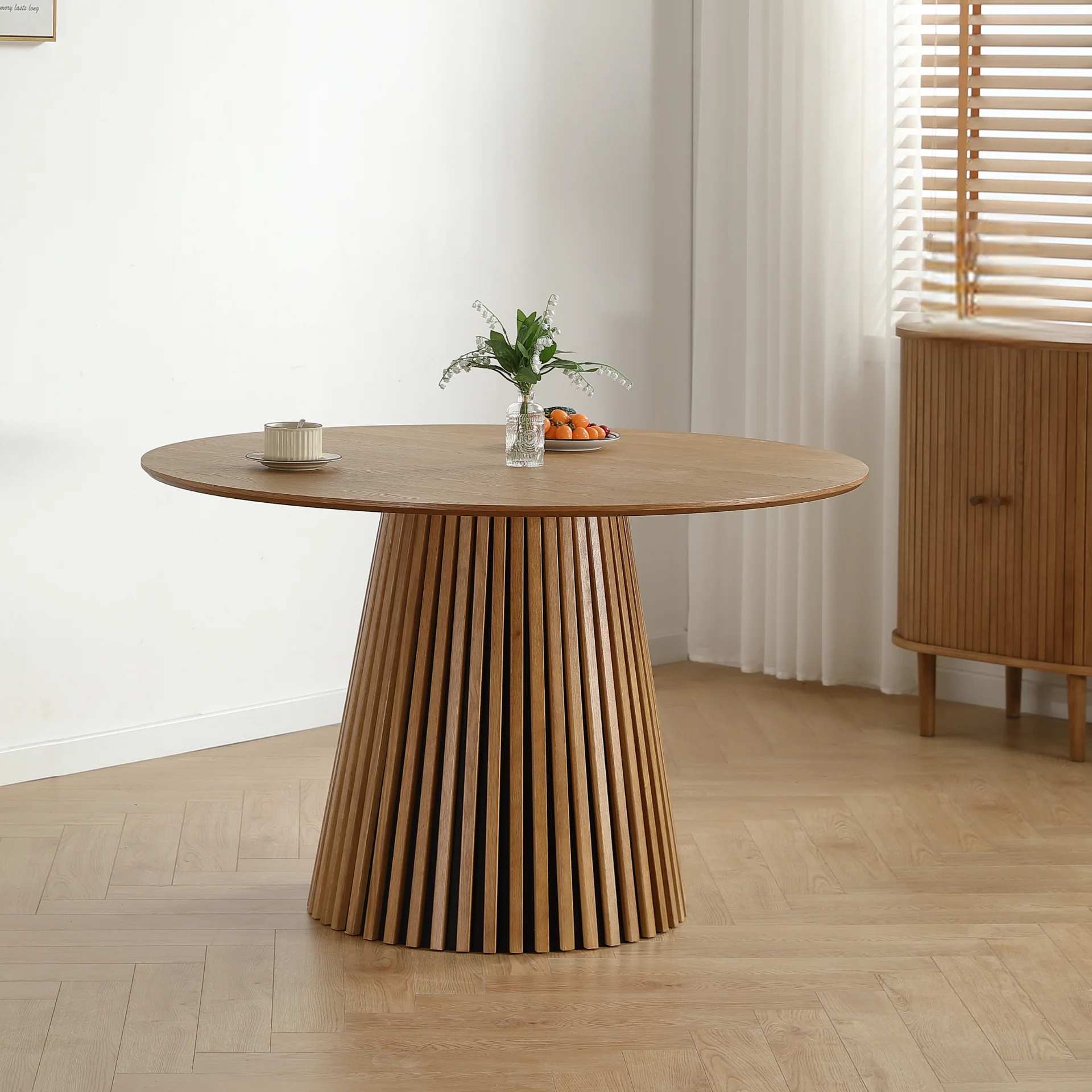 Lewis - Table ronde en placage de chêne diamètre Ø120 cm - Image 3
