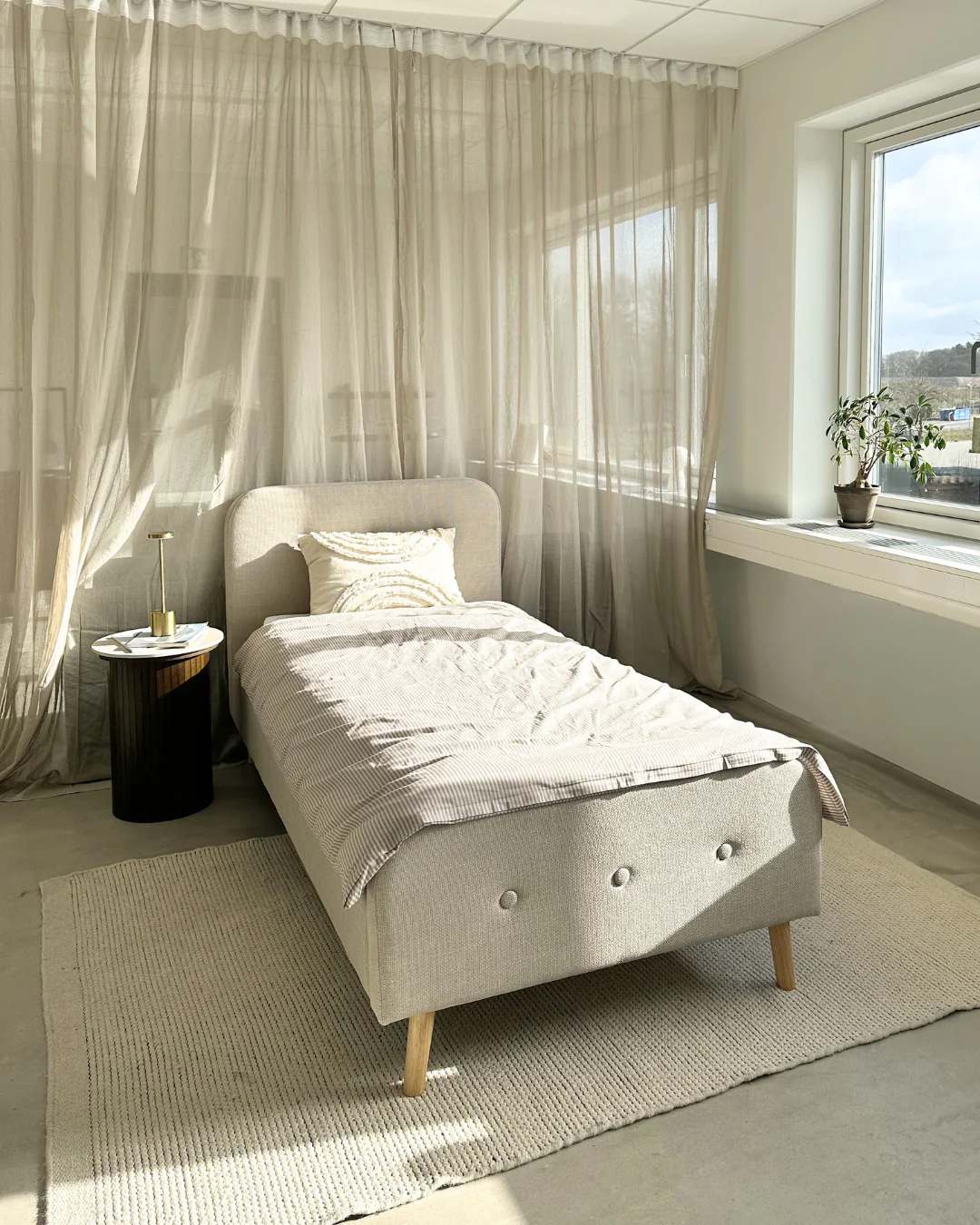 Premium Christian bed in beige 90x200 cm incl. lattes de lit et matelas - Image 2